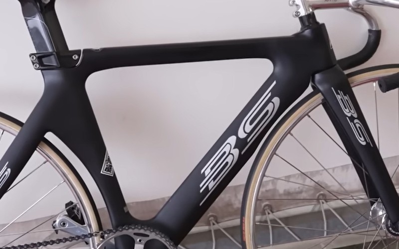 山口伊吹とは？「愛車はBRIDGESTONE TR9」