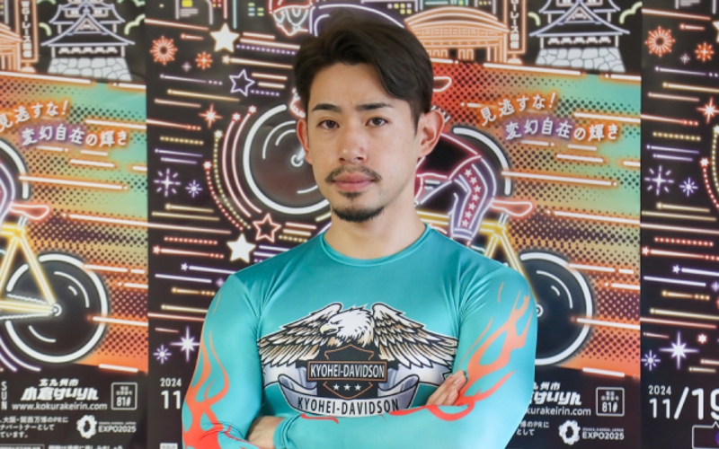 新山響平とは？「ヒゲ面画像」③